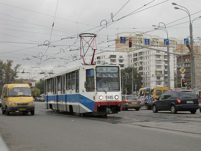 Plik:Tramwaj w Moskwie.jpg