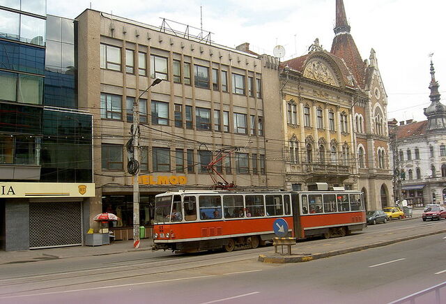 File:800px-Cluj-Napoca, tramvaj.jpg