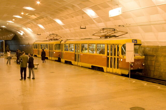 Plik:Volgograd leninsquare.jpg