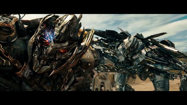 File:Dotm-megatron-film-starscream.jpg