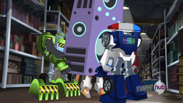 File:ShakeUp Rescue Bots carry subwoofer.jpg