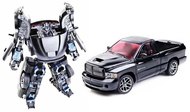 File:AltNemesisPrime toy.jpg