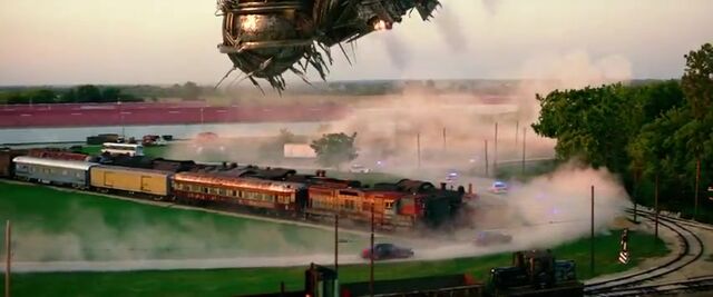 File:Transformers AOE 6711.jpg