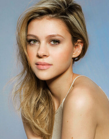 File:Nicola Peltz.jpg
