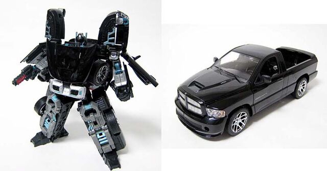 File:BTBlackConvoy toy.jpg