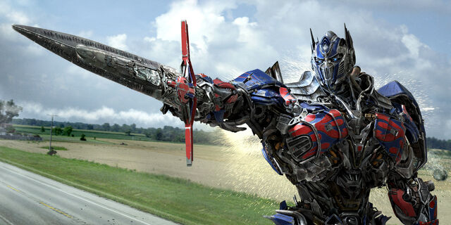 File:Optimus still -2 (Sword pointing).jpg