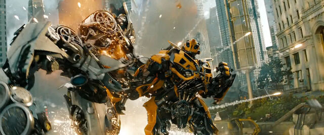 File:Dotm-soundwave-film-death.jpg