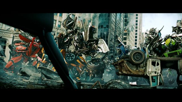 File:Dotm-barricade-film-autobots.jpg