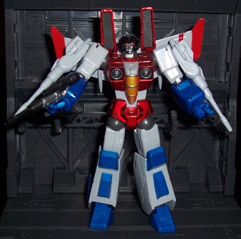 File:Revoltech Starscream.jpg