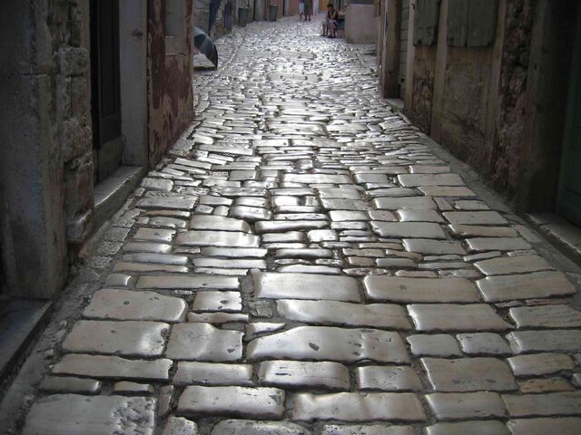 File:RovinjStreet .jpg