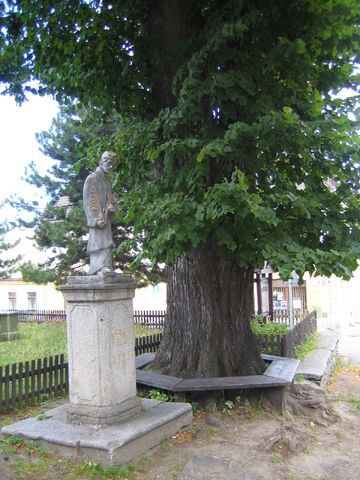 File:Hartmanice4.jpg