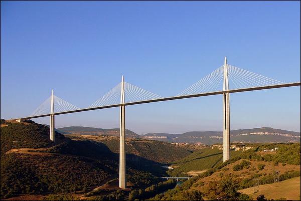 File:Bridge Millau.jpg