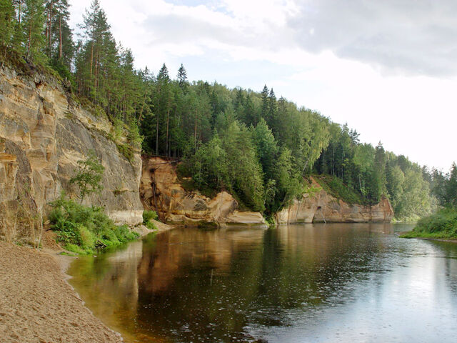 File:Ergeljuklintis424aug037qg.jpg