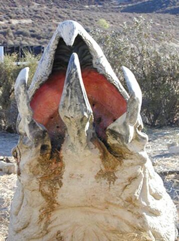 File:Graboid.jpg