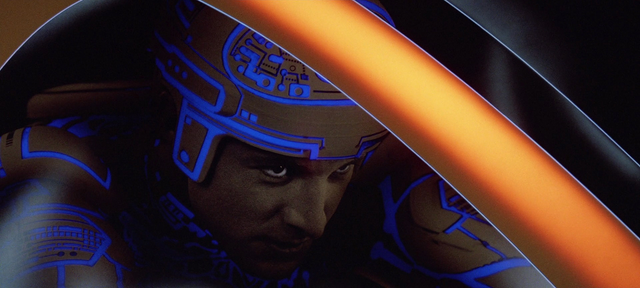 File:Tron 01 Light Cycle.png