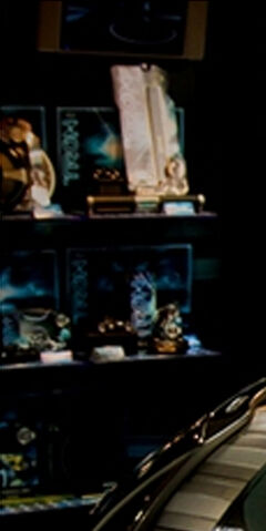 File:Tron leg toys.jpg