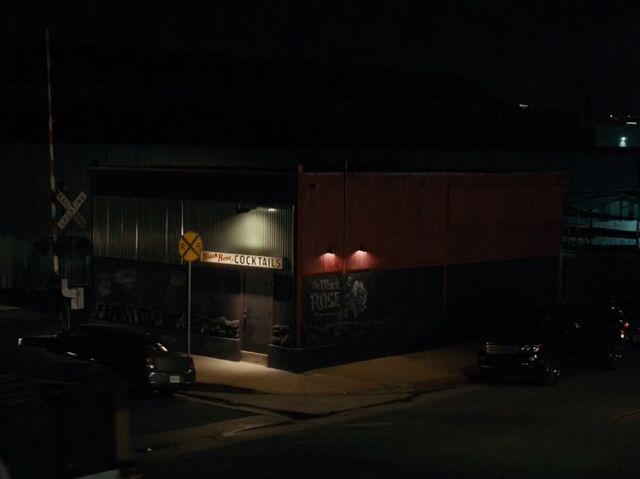 File:Black rose bar.jpg