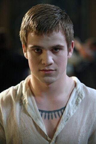 Archivo:Godric-godric-15228049-400-600.jpg