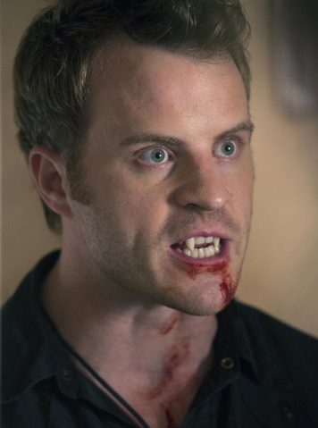 Fichier:Macklyn Warlow.png