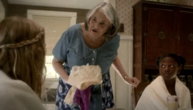 File:Sookie gran tara flashback.png