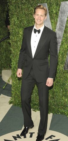 File:Alexander-skarsgard-vanity-fair-party-03.jpg