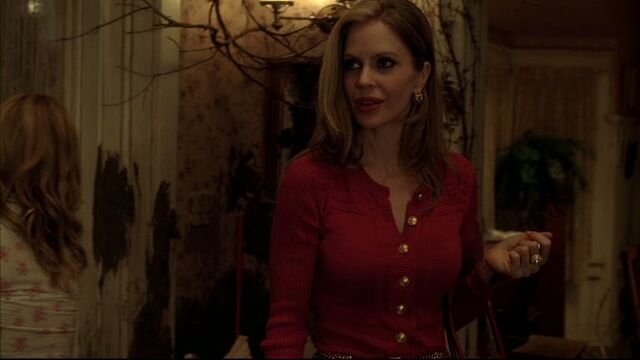 File:Bad-Blood-3x01-pam-28065562-853-480.jpg