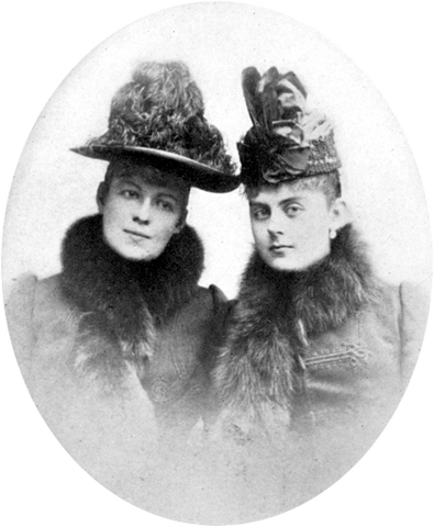 File:Larisch-&-Vetsera.png