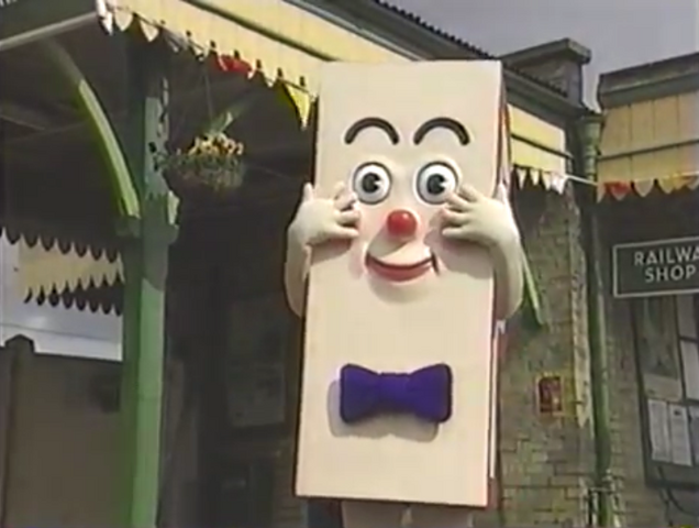 File:HelloThomasandJames134.png