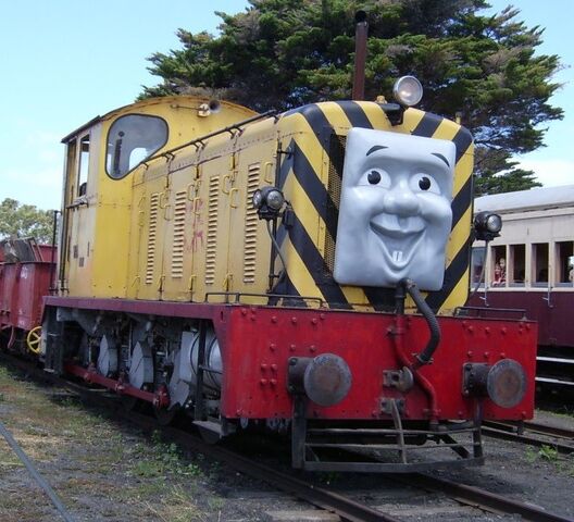 File:DOWTBellarinePeninsulaRailwaySalty.jpg