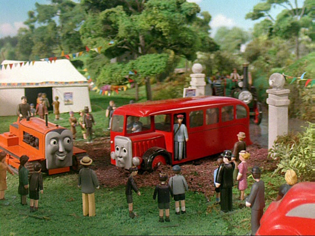File:Edward,TrevorandtheReallyUsefulParty47.png