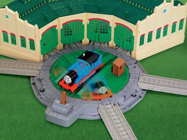File:TrackMasterTurntable.jpg