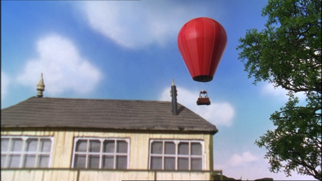 File:JamesandtheRedBalloon52.png