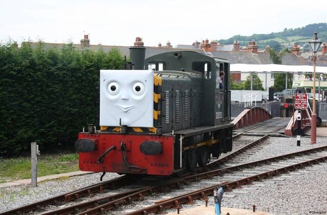 File:DaysOutWithThomasMavis.jpg