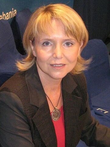 File:EwaSerwa.jpg