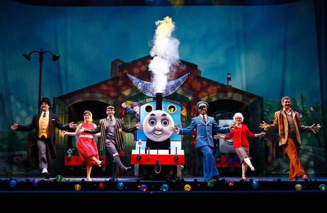 File:ThomasSavestheDay(LiveShow)2.jpg