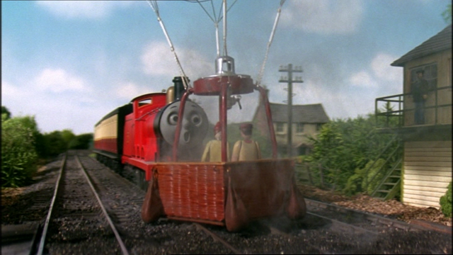 File:JamesandtheRedBalloon46.png