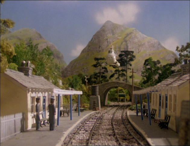 File:Trucks3.png