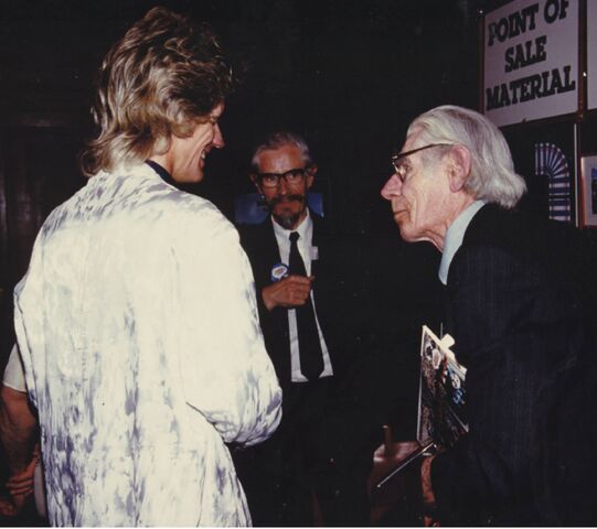 File:OwenBellwiththeAwdryFamily.jpg