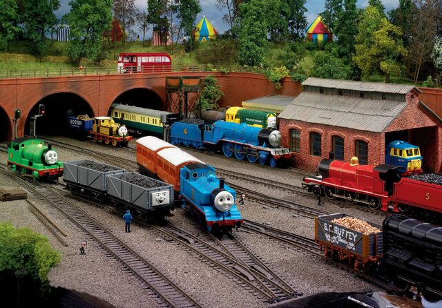 File:HornbyThomasPromo2.jpeg