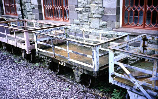 File:SlateTrucksBasis3.png