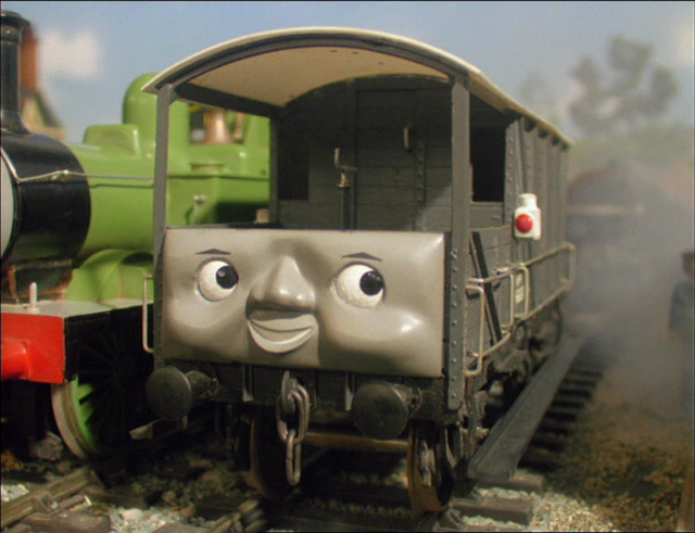 File:ToadStandsBy33.png