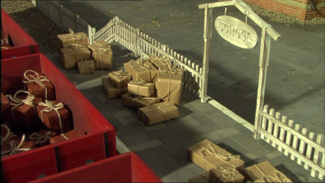 File:EdwardandtheMail38.png