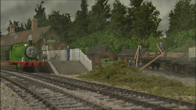 File:ThomasandtheStatue39.png