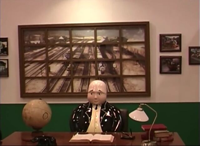 File:SirTophamHatt'sOffice2002ThomasEvent.jpeg