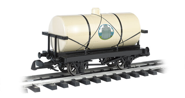 File:BachmannLargeScaleCreamTanker.jpg