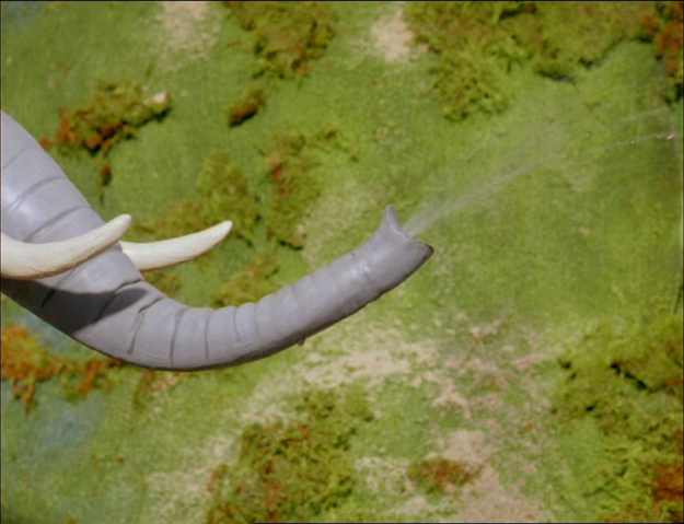 File:HenryandtheElephant67.png