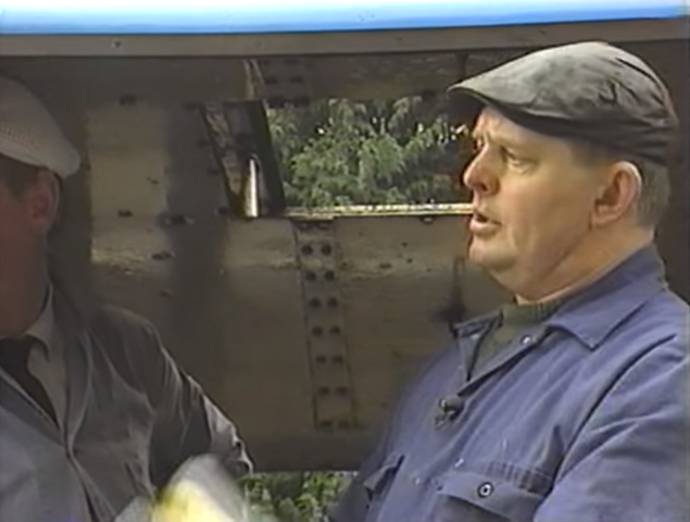 File:HelloThomasandJames29.png