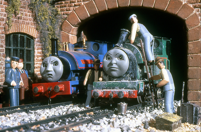 File:Trucks83.png