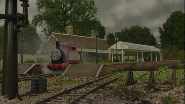 File:ThomasAndTheBirthdayMail24.png