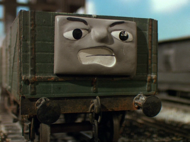 File:OliverOwnsUp36.png